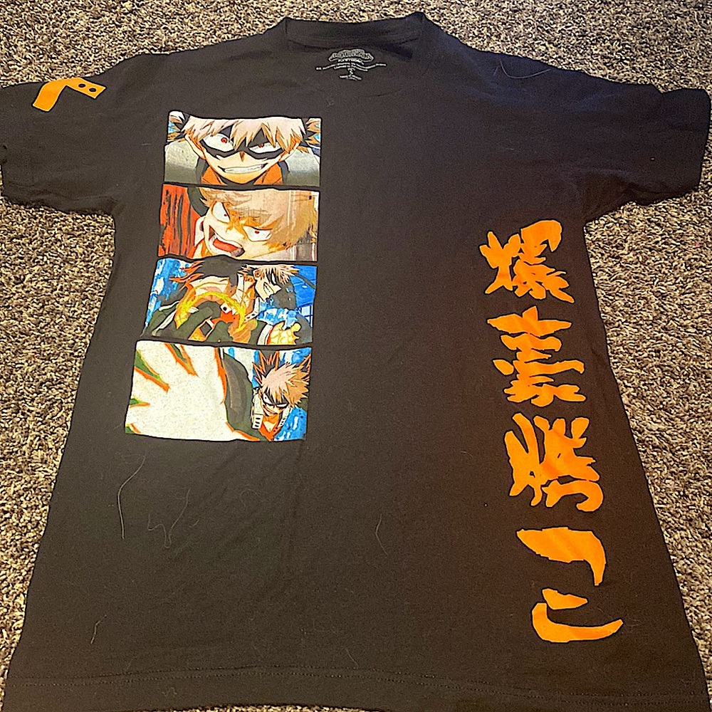 💞GRAPHIC T-SHIRT💞